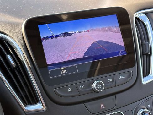 Used 2022 Chevrolet Malibu Premier image 27