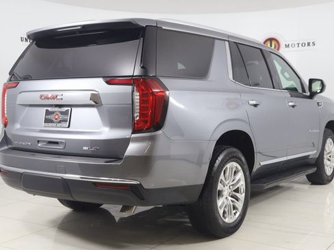 Used 2021 GMC Yukon SLT image 3