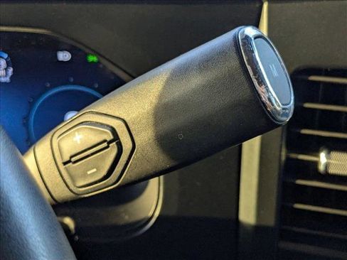 Used 2023 Ford F250 Lariat w/ Lariat Ultimate Package image 7