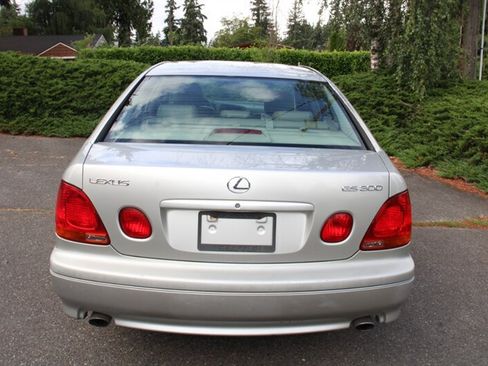 Used 2001 Lexus GS 300 RWD image 11