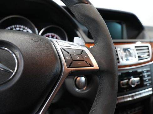 Used 2014 Mercedes-Benz E 63 AMG S-Model image 43
