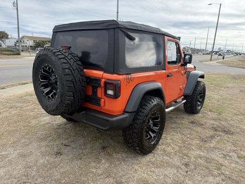 Used 2019 Jeep Wrangler Sport S image 7