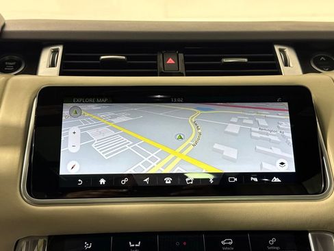 Used 2019 Land Rover Range Rover Sport HST image 28