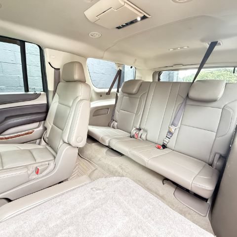 Used 2019 Chevrolet Suburban Premier AWD/4WD image 12