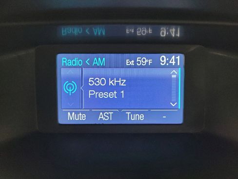 Used 2014 Ford Focus SE image 25