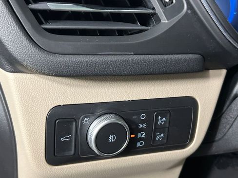 Used 2021 Ford Escape Titanium w/ Class II Trailer Tow Package image 24