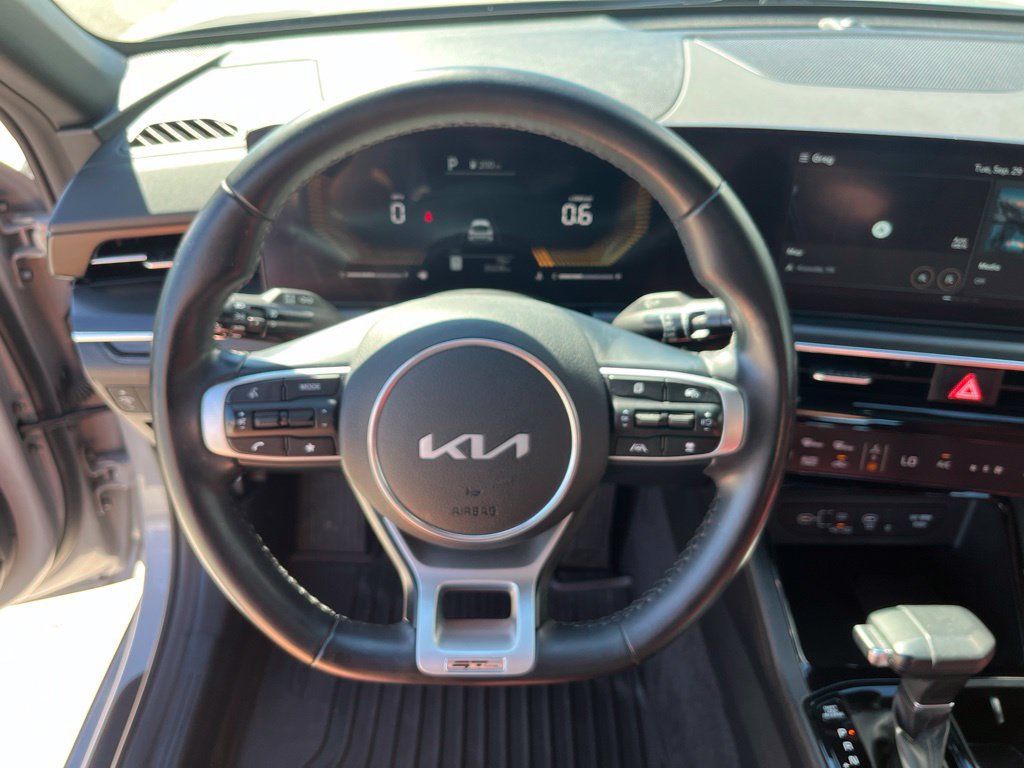 Used 2025 Kia K5 GT-Line w/ GT-Line Premium Package FWD image 9