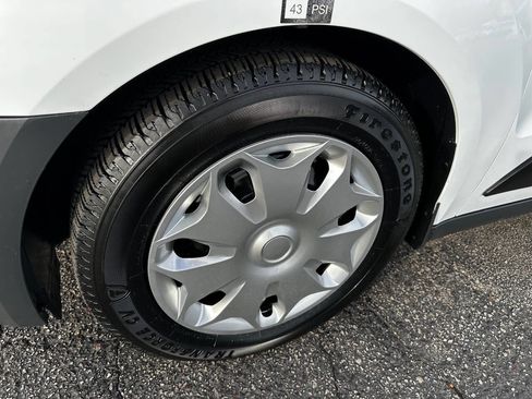 Used 2014 Ford Transit Connect XL image 23