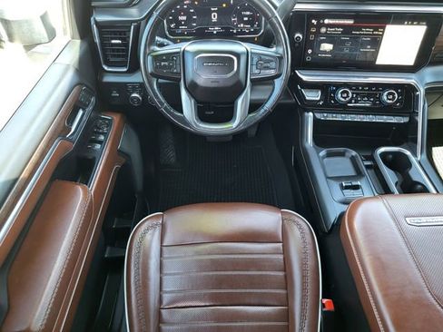 Used 2024 GMC Sierra 2500 Denali Ultimate w/ Max Trailering Package AWD/4WD image 17