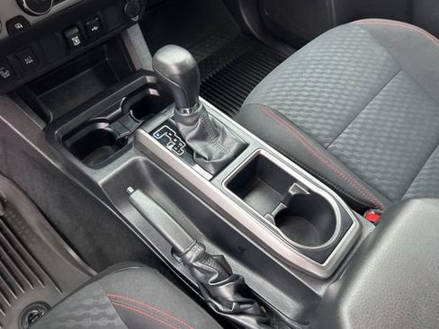 Used 2023 Toyota Tacoma SR5 w/ Technology Package AWD/4WD image 25