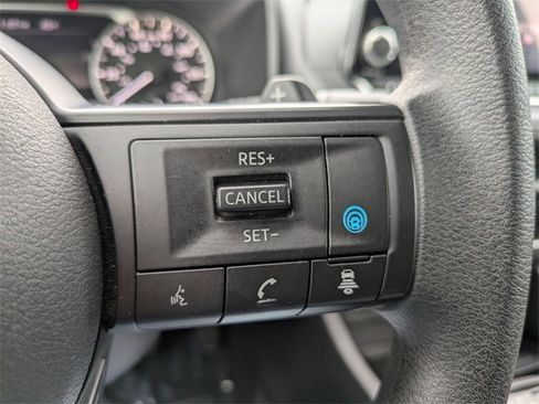 Certified 2024 Nissan Rogue SV image 17