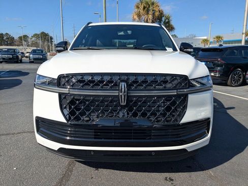 New 2026 Lincoln Navigator L Reserve w/ Jet Appearance Package image 9
