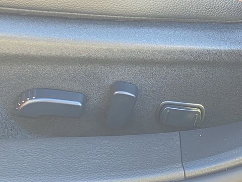 Used 2024 Nissan Altima 2.5 SR w/ SR Premium Package image 19