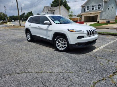 Used 2018 Jeep Cherokee Latitude w/ Mobile Office Group