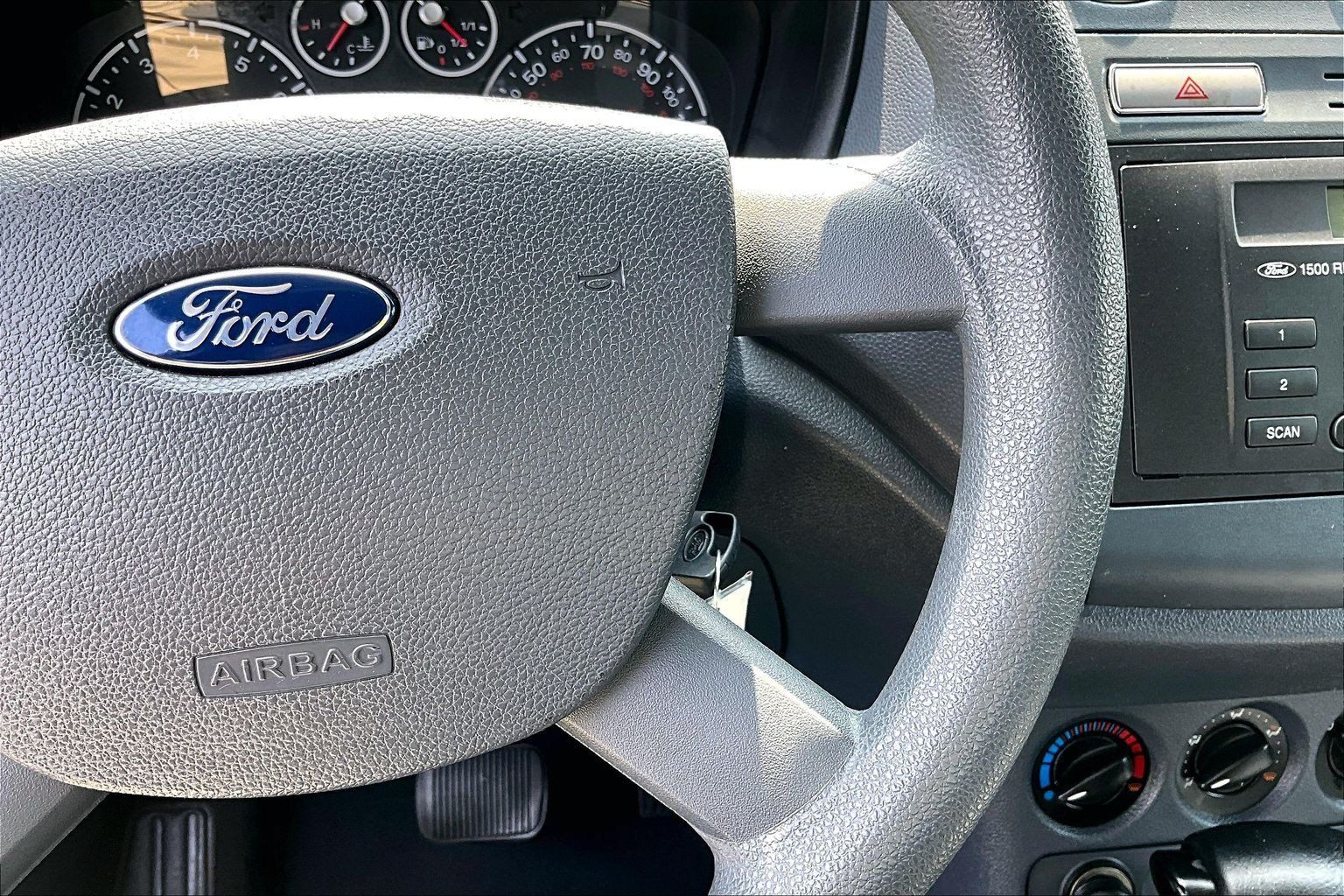 Used 2012 Ford Transit Connect XL FWD image 24