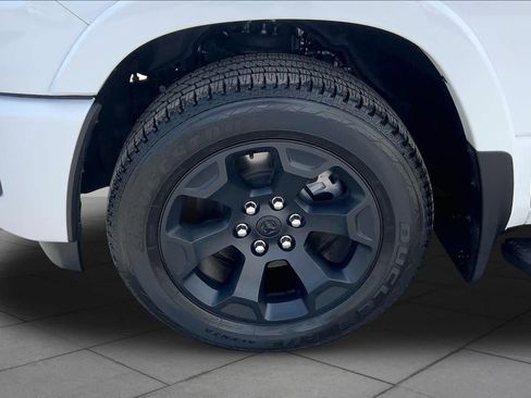 Used 2026 RAM 1500 Big Horn AWD/4WD image 11
