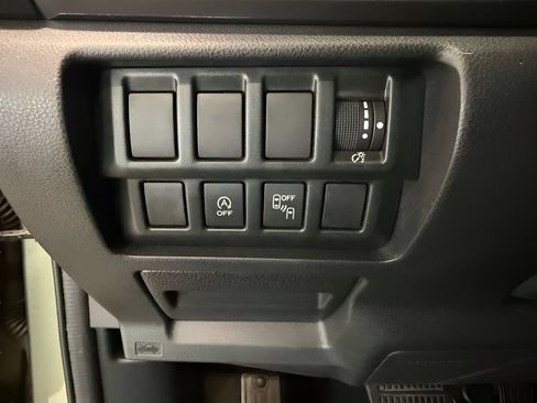 Used 2020 Subaru Forester Premium w/ Popular Package #1 AWD/4WD image 20