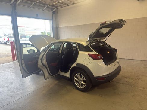 Used 2016 MAZDA CX-3 Touring w/ Premium Package AWD/4WD image 12