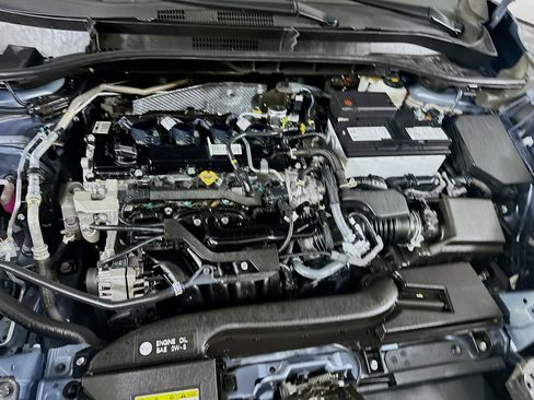 Used 2024 Toyota Corolla Cross XLE image 34