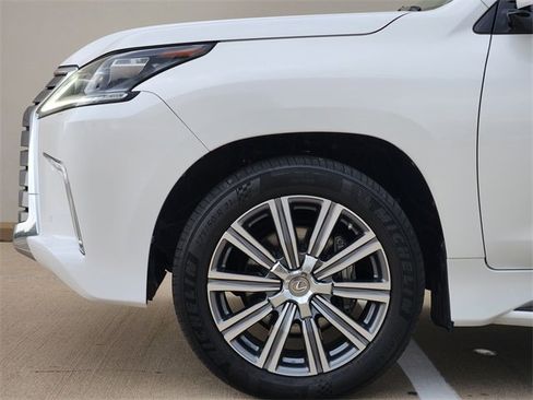 Used 2016 Lexus LX 570 4WD image 7