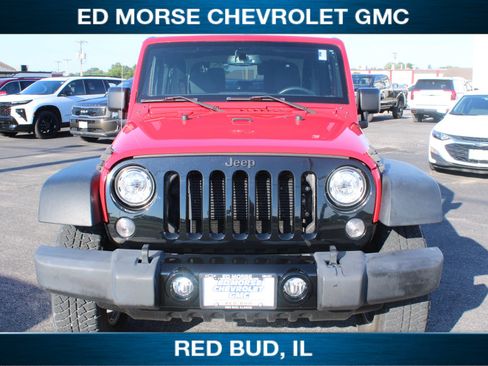 Used 2018 Jeep Wrangler Sport AWD/4WD image 3