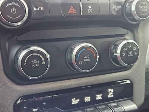 Used 2022 RAM 2500 Tradesman w/ Towing Technology Group image 22