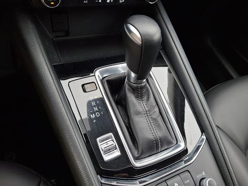 Used 2020 MAZDA CX-5 Touring image 15