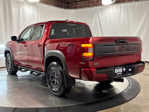 Used 2025 Nissan Frontier PRO-4X w/ Tow Package AWD/4WD image 9