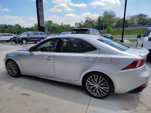 Used 2015 Lexus IS 250 AWD w/ Navigation System Package image 5