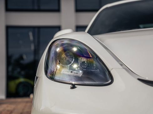 Used 2023 Porsche 718 Cayman GT4 image 9