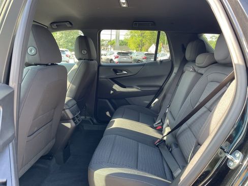 Used 2025 Chevrolet Equinox LT FWD image 14