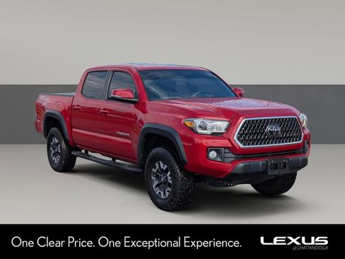 Used 2019 Toyota Tacoma TRD Off-Road image 1