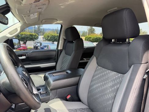 Used 2019 Toyota Tundra SR5 w/ SR5 Upgrade Package AWD/4WD image 14