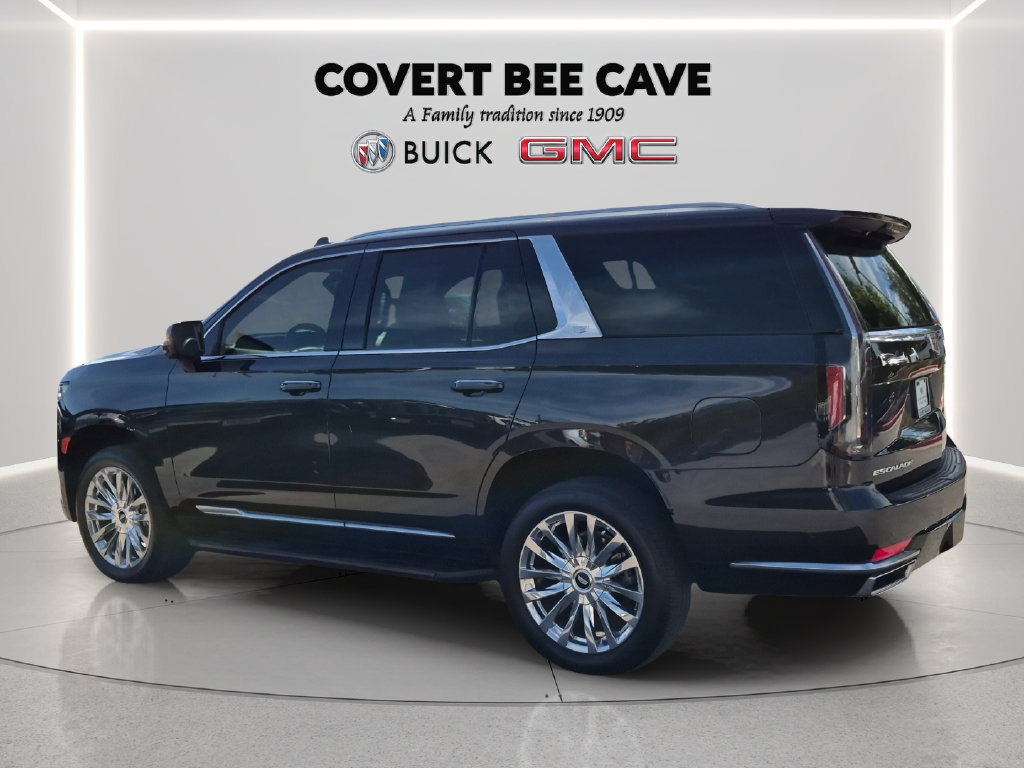 Used 2024 Cadillac Escalade Premium Luxury AWD/4WD image 5
