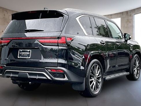 Used 2025 Lexus LX 600 F Sport w/ Accessory Package (Z1) AWD/4WD image 5