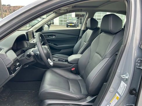 Used 2025 Honda Accord Touring image 12