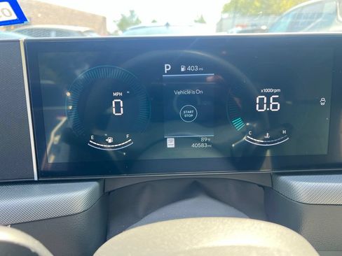 Used 2025 Hyundai Sonata SEL FWD image 3