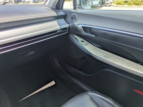 Used 2024 Hyundai Sonata Limited FWD image 16
