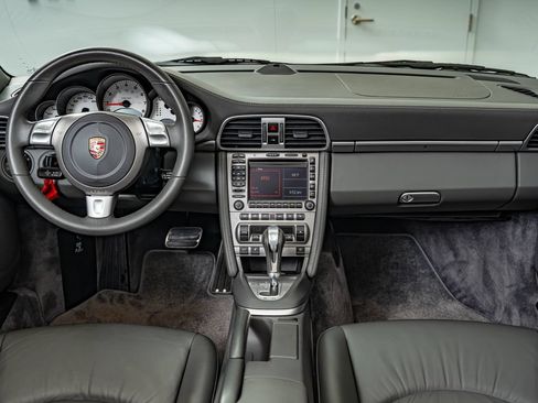 Used 2006 Porsche 911 Carrera S RWD image 6