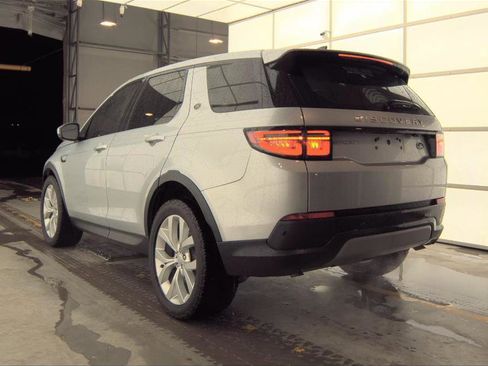 Used 2022 Land Rover Discovery Sport SE image 9