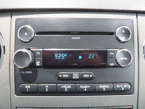 Used 2012 Ford F350 XLT w/ Snow Plow Prep Pkg image 16