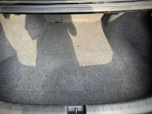 Used 2017 Honda Accord Sport image 18