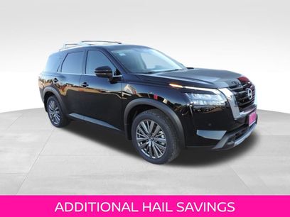 New 2025 Nissan Pathfinder SL w/ SL Premium Package