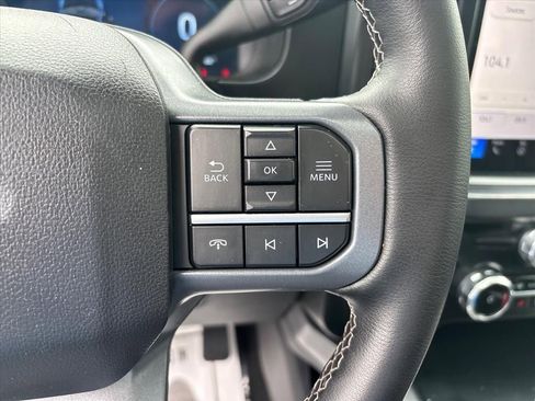 Used 2025 Ford F250 Lariat w/ Black Appearance Package AWD/4WD image 30