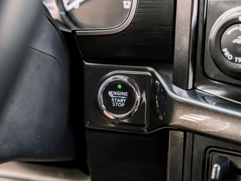 Used 2021 Ford F150 XLT w/ Equipment Group 302A High image 25