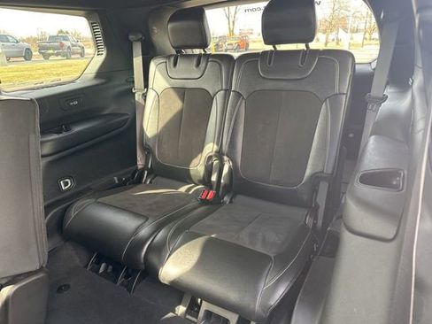 Used 2024 Jeep Grand Cherokee L Laredo AWD/4WD image 27