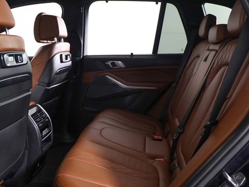 Used 2022 BMW X5 M50i w/ Executive Package AWD/4WD image 34