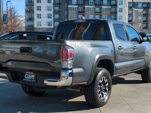 Used 2023 Toyota Tacoma TRD Off-Road image 3