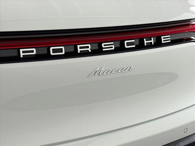 Certified 2026 Porsche Macan Turbo AWD/4WD image 26