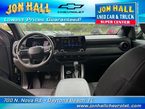 Used 2024 Chevrolet Colorado Trail Boss w/ Technology Package image 24